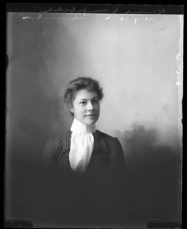 Photograph of Bessie Campbell