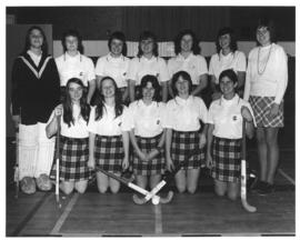 Photograph of the 1972 Dalhousie women's field hockey team