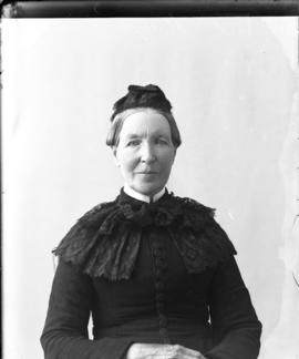 Photograph of Mrs. Hugh Chisholm