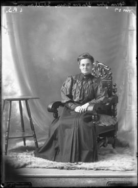 Photograph of Mrs. John Thompson