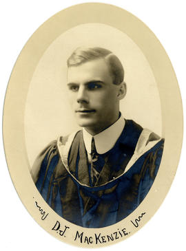 Portrait of Donald John MacKenzie : Class of 1918