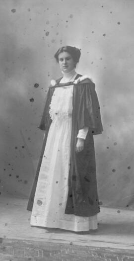 Photograph of Lillie Alberta Book Umlah : Class of 1910