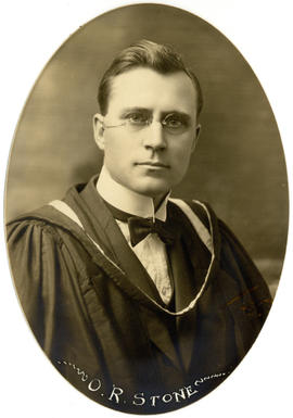 Portrait of Oscar Robert Stone : Class of 1922