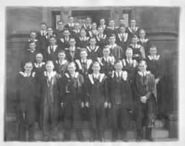 Photograph of the Nova Scotia Technical College graduating class of 1933