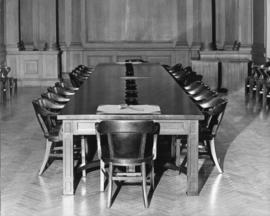 Photograph of the  Arts & Administration Building board and senate room