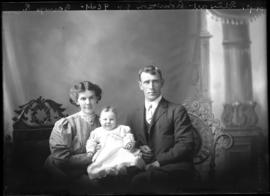 Photograph of the Stewart Robertson Family