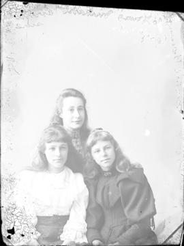 Photograph of  Mabel Grenough and two young girls