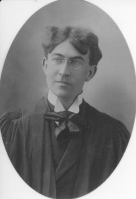 Photograph of D. E. Hattie