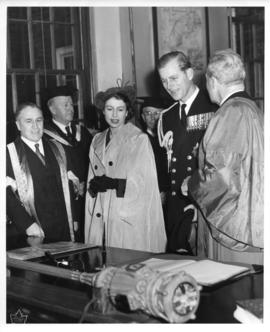 Photograph of Princess Elizabeth and the Duke of Edinburgh in the Macdonald Memorial Library