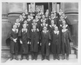 Photograph of the Nova Scotia Technical College graduating class of 1932