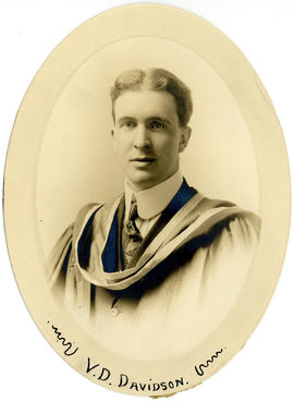 Portrait of Victor David Davidson : Class of 1915
