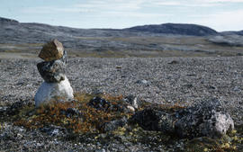 Photograph of a stone marker at Tellik Inlet, Northwest Territories