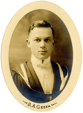 Portrait of Solomon Arthur Green : Class of 1921