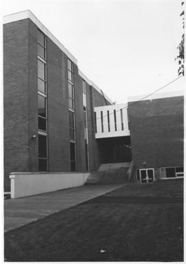 Photograph of the A.E. Cameron Building of Metallurgical Engineering, P Building