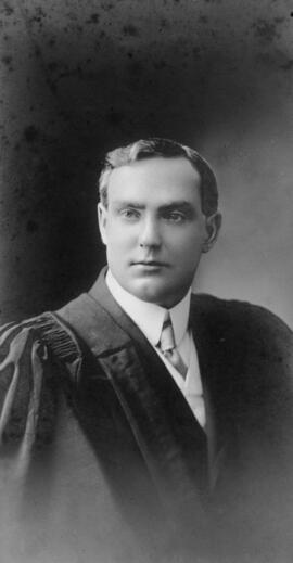 Photograph of Archibald Sutherland : Class of 1910