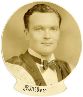 Portrait of Seymour Miller : Class of 1939