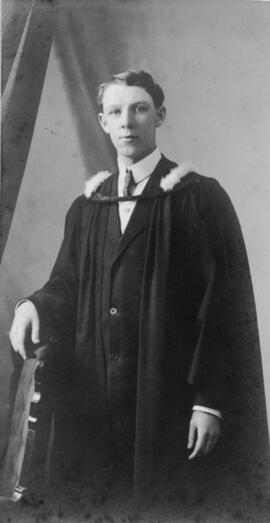 Photograph of Charles Edward MacKenzie : Class of 1910