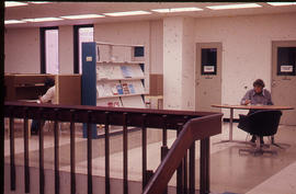 Photograph of the W.K. Kellogg Health Science Library second floor