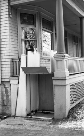 Photograph of a wheelchair lift at the Department of History