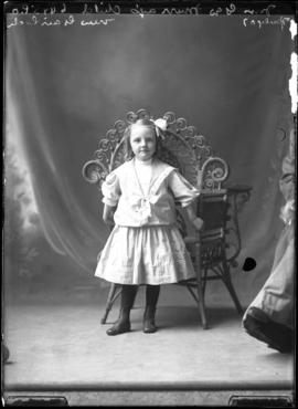 Photograph of the daughter of Mrs. George Murray