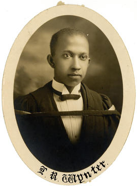 Portrait of Luther Reginald Wynter : Class of 1925