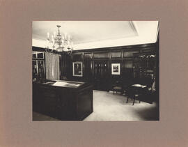 Photograph of MacDonald Library : Kipling Room