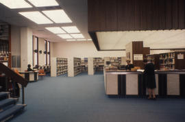 Photograph of the circulation desk in the Kellogg Library