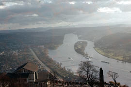 Photograph of the Rhine upsteam from the Drachenfels
