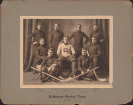 Photograph of Dalhousie Hockey Team