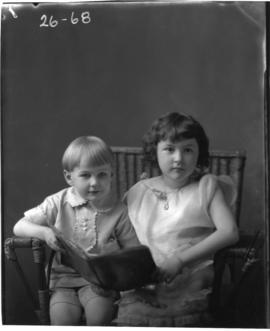 Photograph of the children of Mrs. Willard Cameron