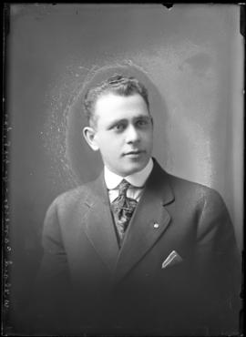 Photograph of Mr. Willard Cameron