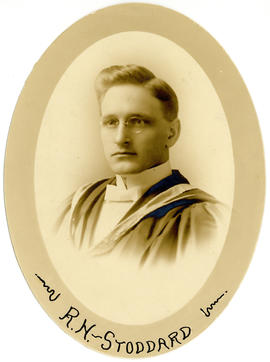 Portrait of Robert Harvey Stoddard : Class of 1916