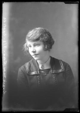 Photograph of Jessie May Ross