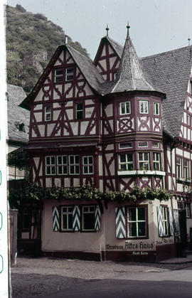 Photograph of the Altes Haus (Old House) in Bacharach