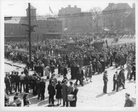 Photograph of crowds behind Keith's Brewery during the Halifax VE-Day riots