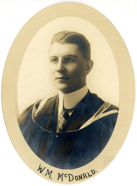Portrait of Wilfred Murray MacDonald : Class of 1916