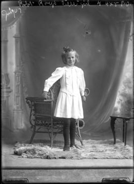 Photograph of the daughter of Robert Roy