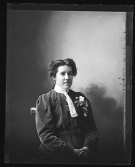 Photograph of Pearl Giffin