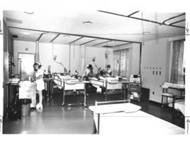 Photograph of Victoria General Hospital Department of Neurosurgery, Intensive Care unit [1974]