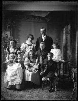 Photograph of Mr. Charles Edgar Whidden and his family