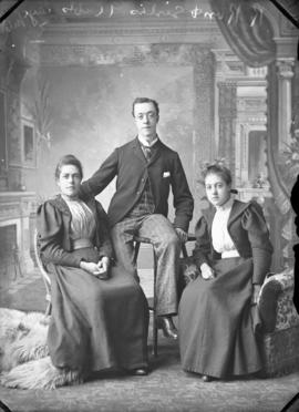 Photograph of Rich Ross and sisters