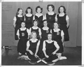 Photograph of the 1944 Dalhousie women's ground hockey team