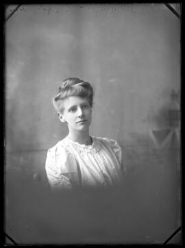 Photograph of Hazel Harrington