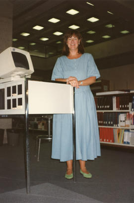 Photograph of librarian Jane Archibald at the Killam Web Café