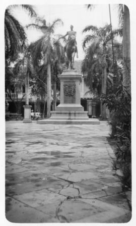 Bolivar monument in Cartagena, Columbia