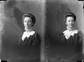 Photograph of Mira Munroe with two poses