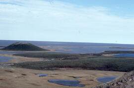 Photograph of scenery on the Tuktoyaktuk Peninsula from the top of Split Pingo