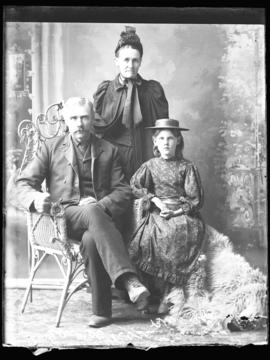 Photograph of Mr. David Ross and family