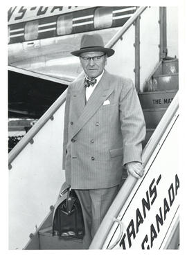 Portrait of Dr. Harold Orr