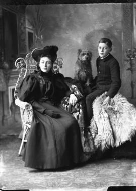 Photograph of Daisy Bell and Isaac